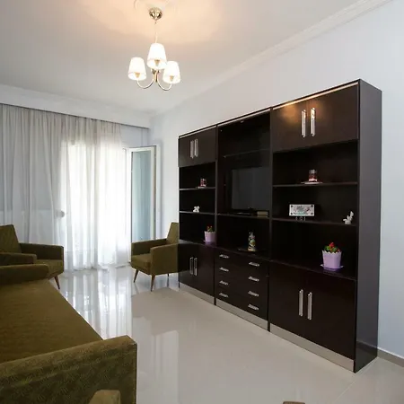 Daire Ariadni's House *